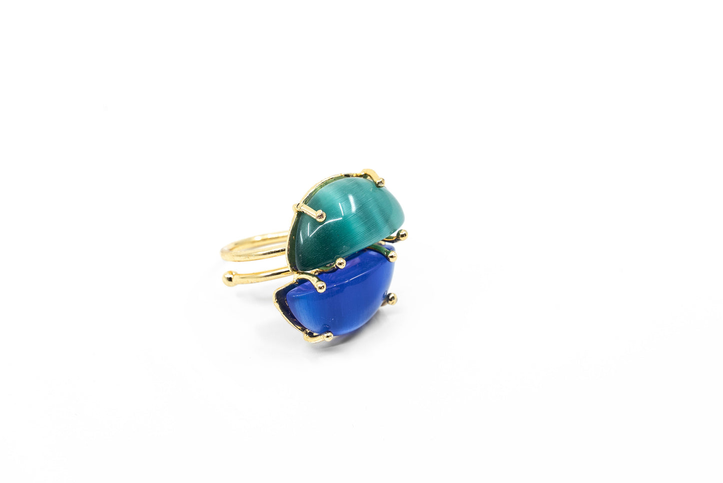 Light Blue and Dark Blue Cat Eye ring